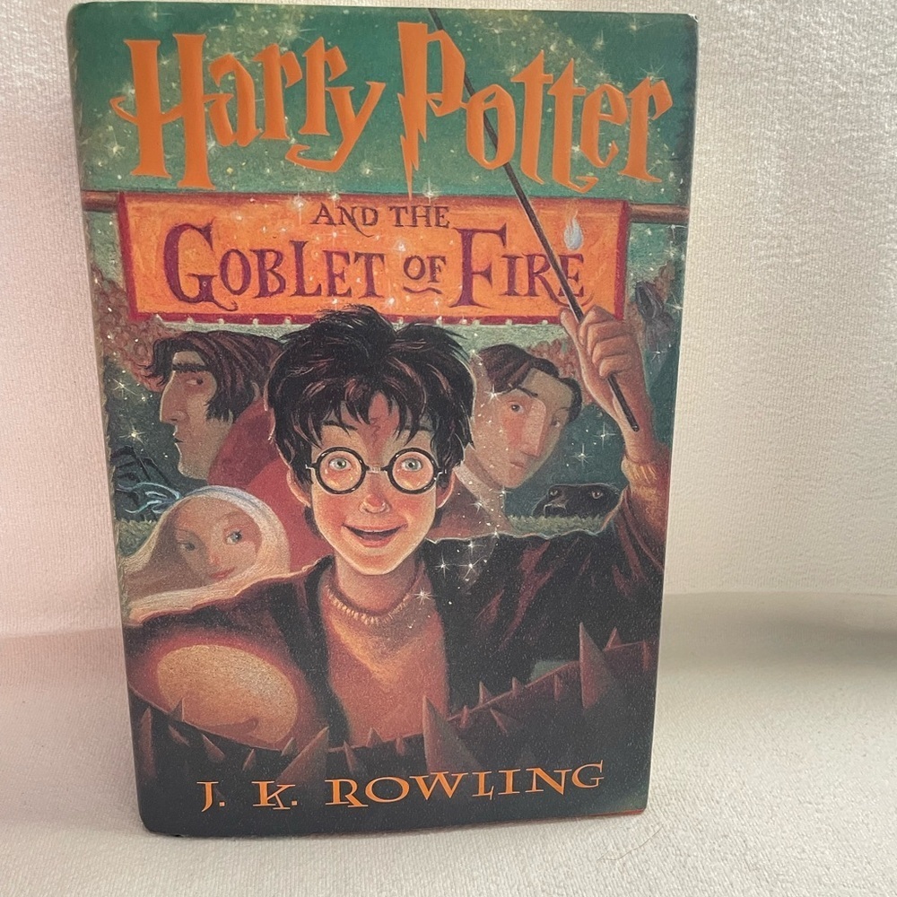 Scholastic Harry Potter Book Collection - Used 2 - 5 ( book 5 has no cover ) - Picture 9 of 15